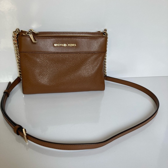 🌞SALE!🌞MICHAEL KORS Crossbody Bag Tan Leather - Picture 2 of 5